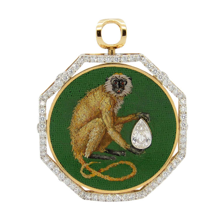 Monkey pendent in micromosaic, gold and diamond, by Maurizio
Floravanti, 2010
