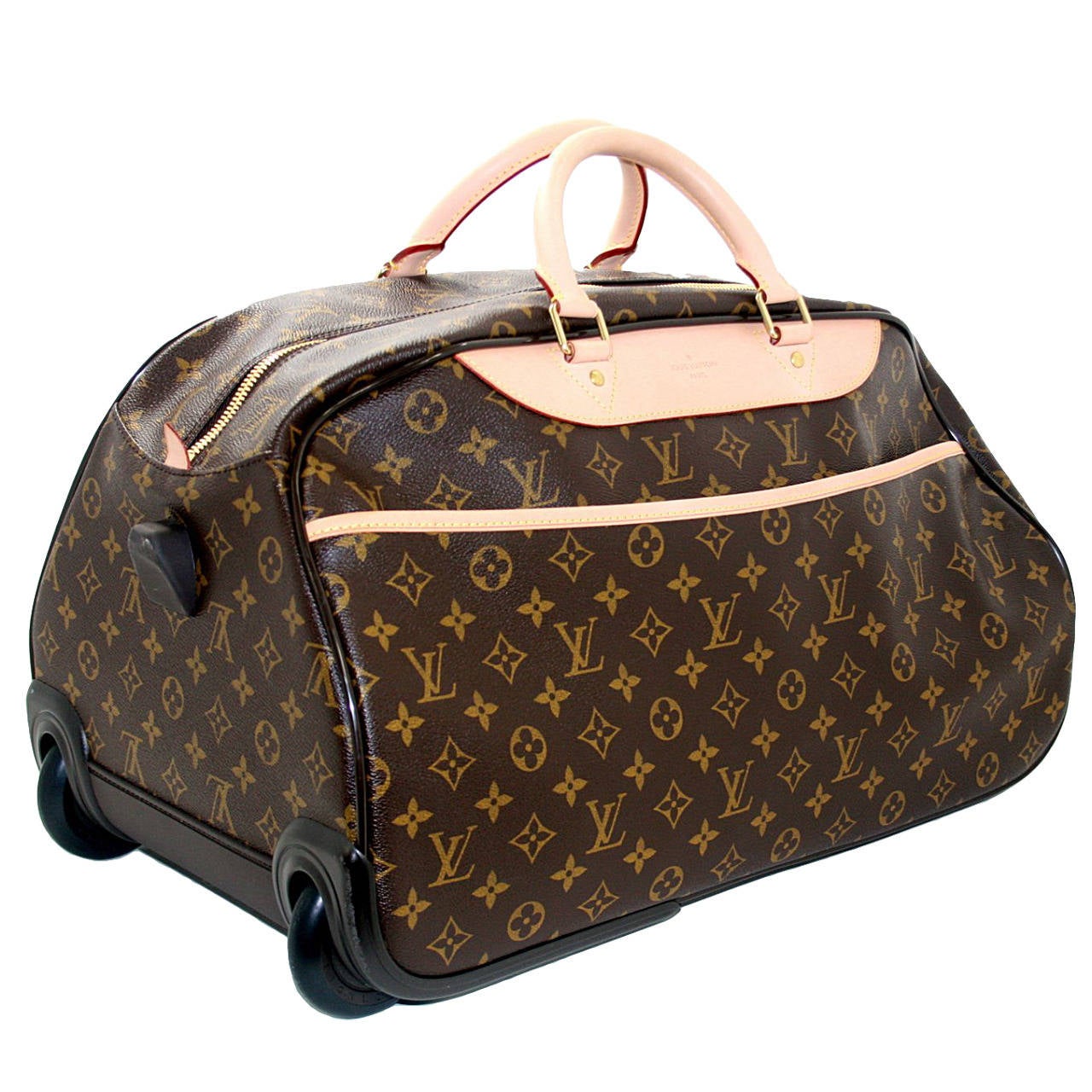 Luxury Duffle Bag With Wheels | IQS Executive